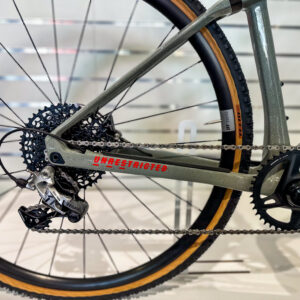 BMC Unrestricted gris