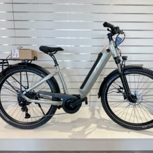 Vélo de ville SEB 890