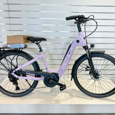 Vélo de ville AEB 800