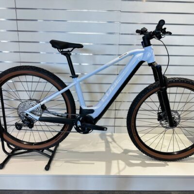 Cube reaction hybrid PRO