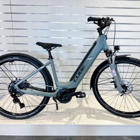 Cube touring hybrid