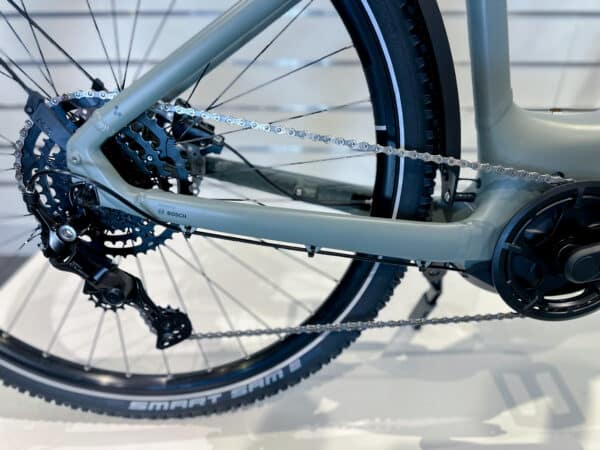 Cube touring hybrid – Image 2
