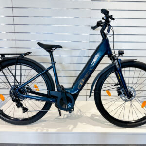 Cube touring hybrid