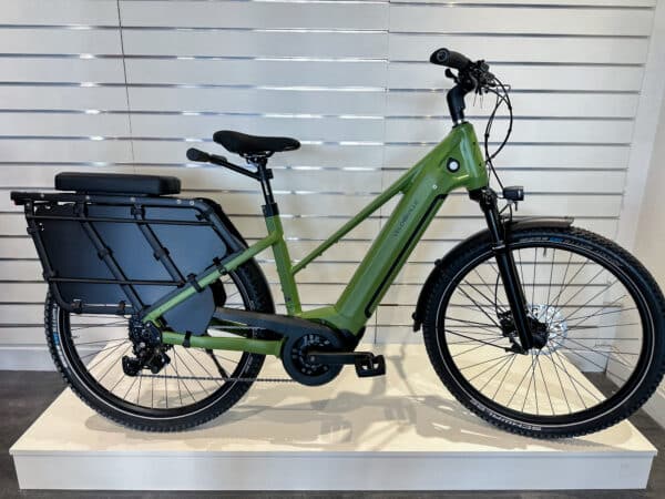 Vélo de ville SEB 890