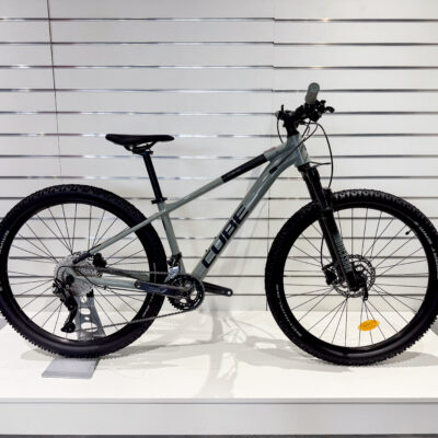 CUBE Attention swampgrey´n´black