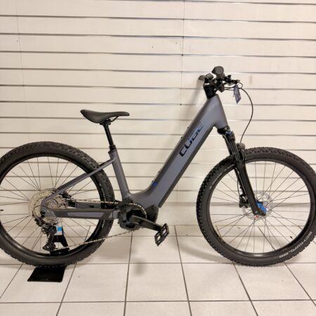 CUBE Réaction Hybrid Pro