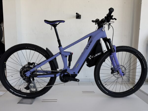 CUBE STEREO HYBRID ONE22 PRO 600 LICIDILLAC N