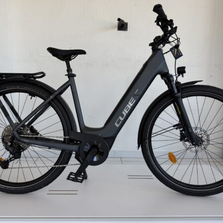 CUBE TOURING HYBRID PRO 625 METALLICGREY